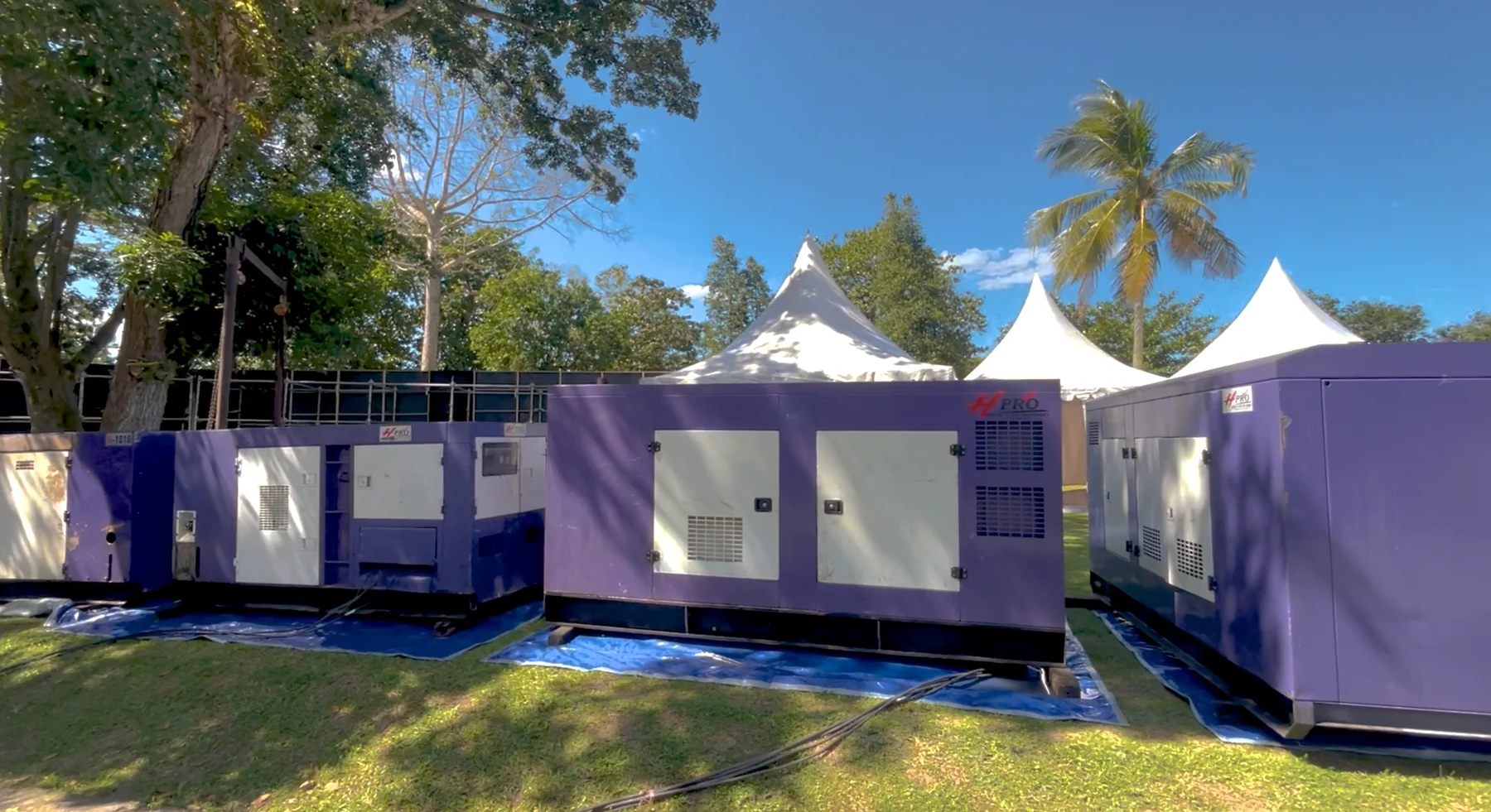 Unit genset HPRO untuk area event
